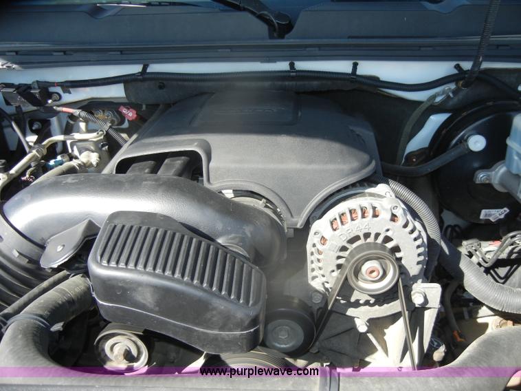 image for item D4873 2008 Chevrolet Silverado 1500 LT Crew Cab pickup truck