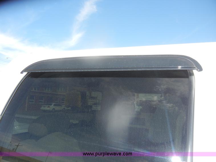 image for item D4873 2008 Chevrolet Silverado 1500 LT Crew Cab pickup truck