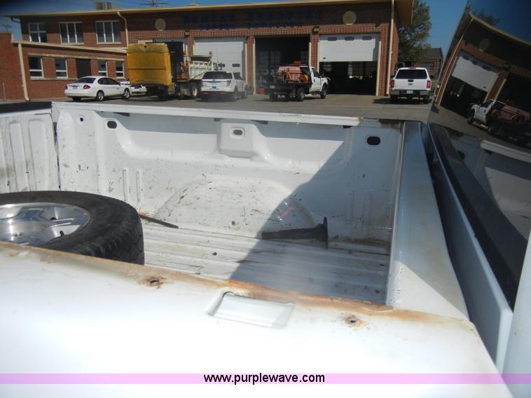 image for item D4873 2008 Chevrolet Silverado 1500 LT Crew Cab pickup truck