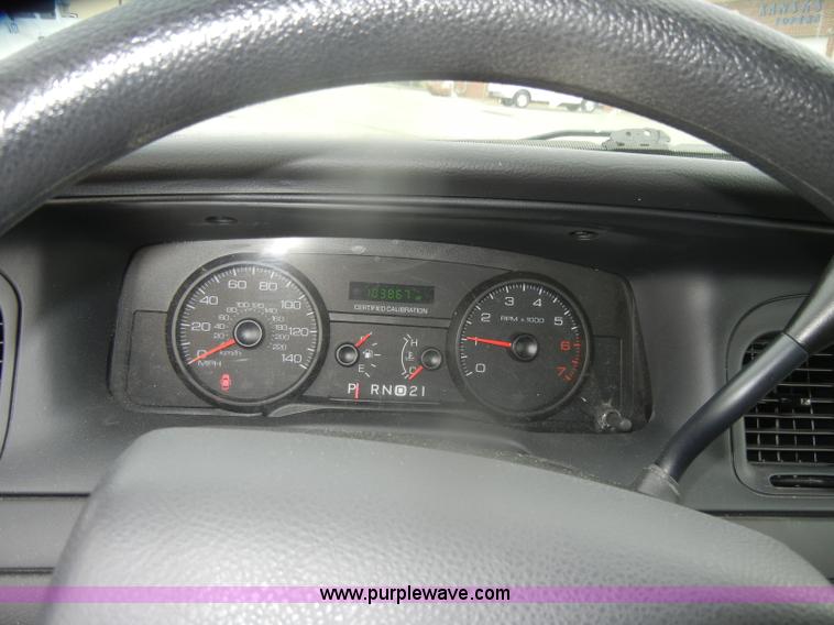 image for item D4938 2008 Ford Crown Victoria Police Interceptor
