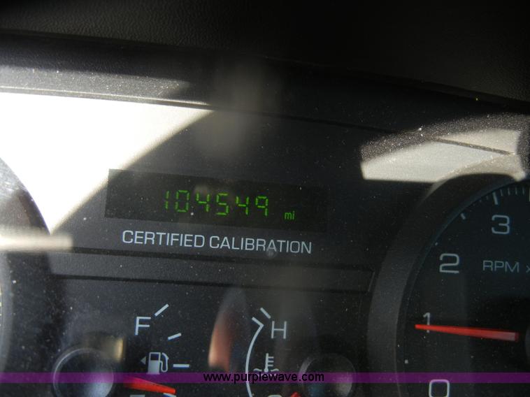 image for item D4939 2007 Ford Crown Victoria Police Interceptor