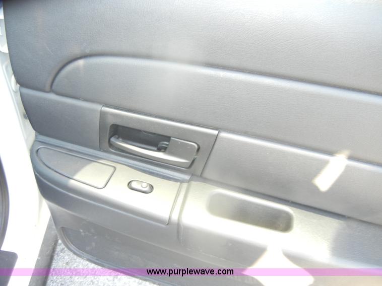 image for item D4939 2007 Ford Crown Victoria Police Interceptor