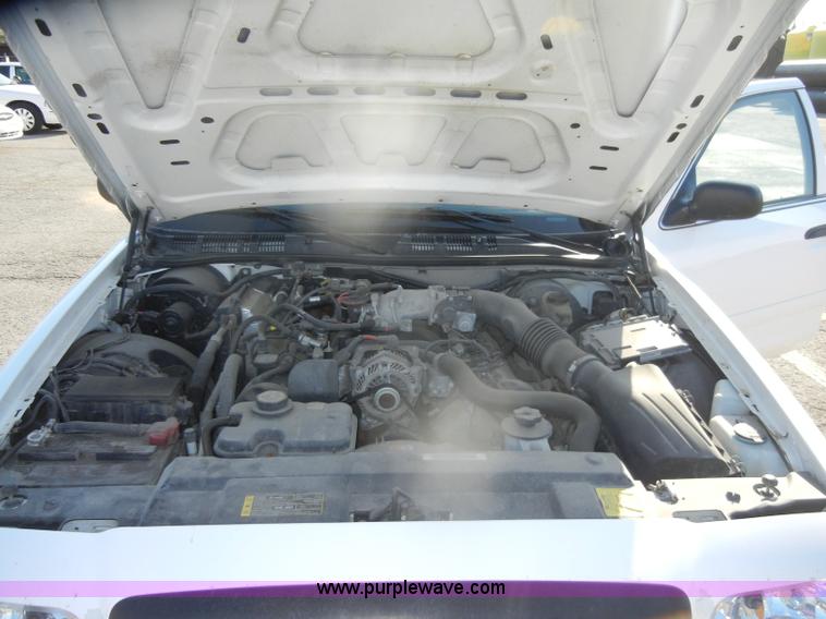 image for item D4939 2007 Ford Crown Victoria Police Interceptor