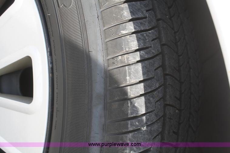 image for item F2618 2008 Ford Crown Victoria Police Interceptor