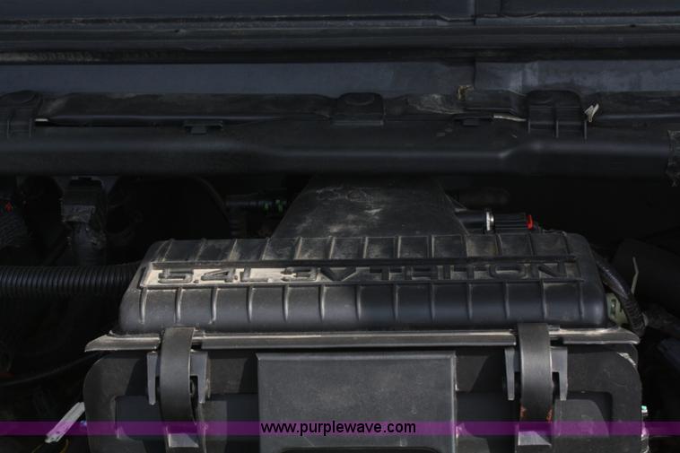 image for item F2619 2006 Ford F250 Super Duty Crew Cab pickup truck