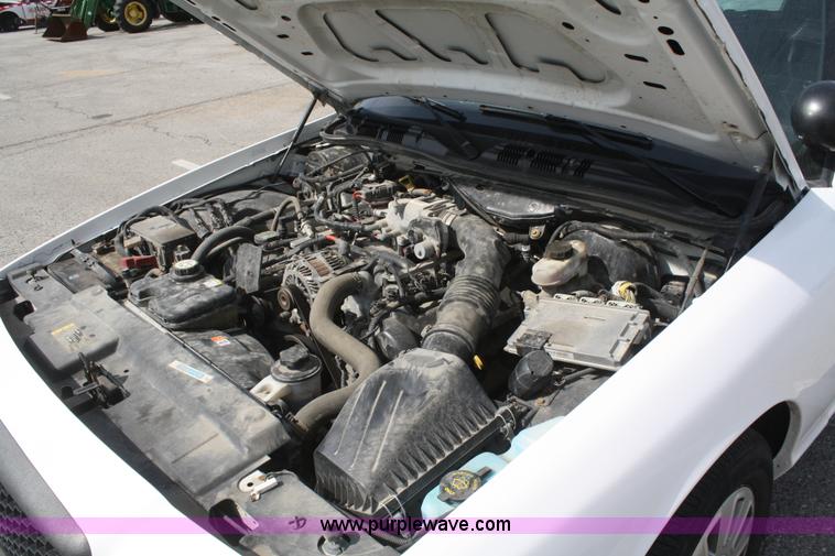 image for item F2622 2008 Ford Crown Victoria Police Interceptor
