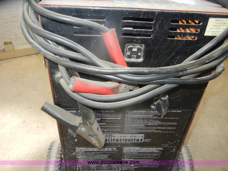 image for item V9762 Dayton fleet battery charger/engine starter