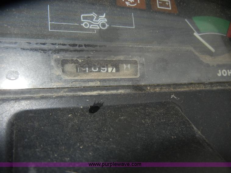 image for item V9784 John Deere 425 lawn mower