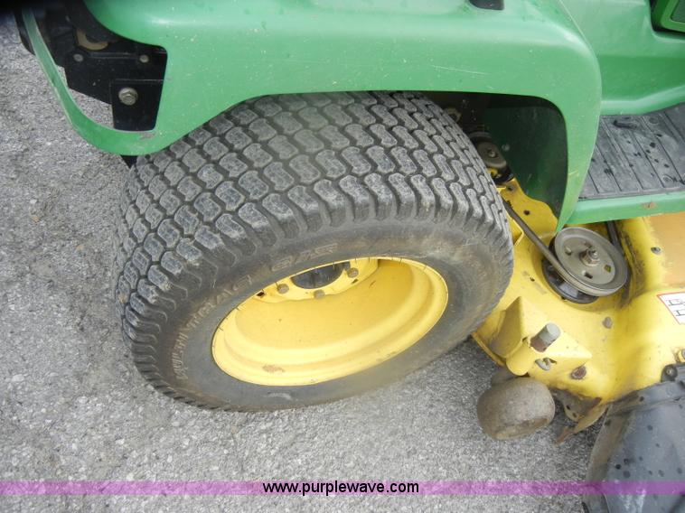 image for item V9784 John Deere 425 lawn mower