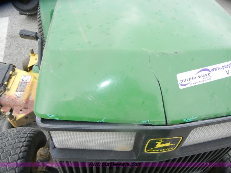 image for item V9784 John Deere 425 lawn mower