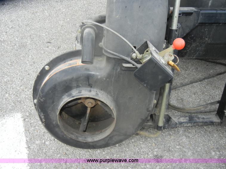 image for item V9784 John Deere 425 lawn mower