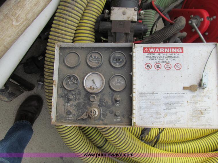 image for item A8474 2006 Vermeer / Vactron PMD-550 vacuum excavator