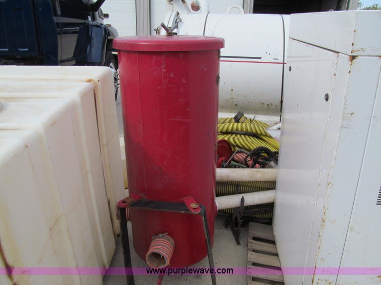 image for item A8474 2006 Vermeer / Vactron PMD-550 vacuum excavator