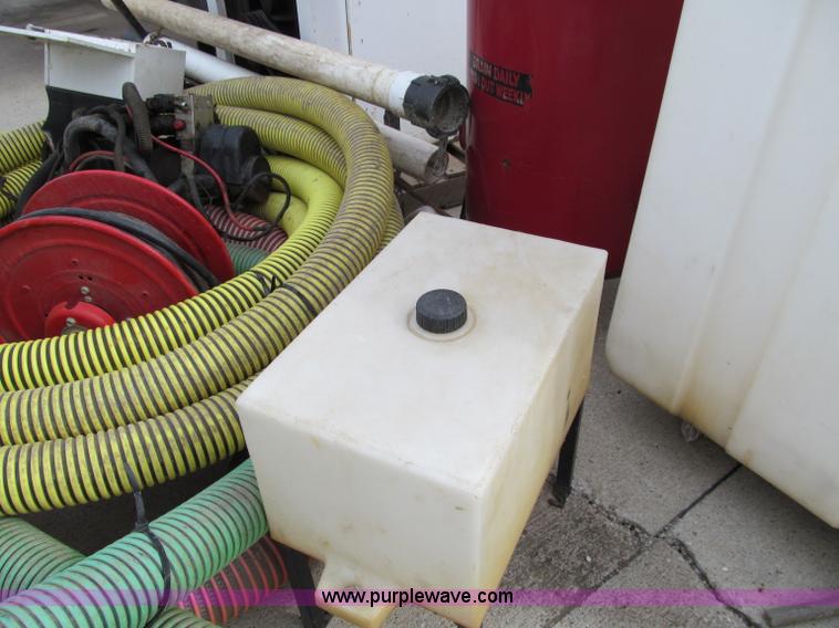 image for item A8474 2006 Vermeer / Vactron PMD-550 vacuum excavator