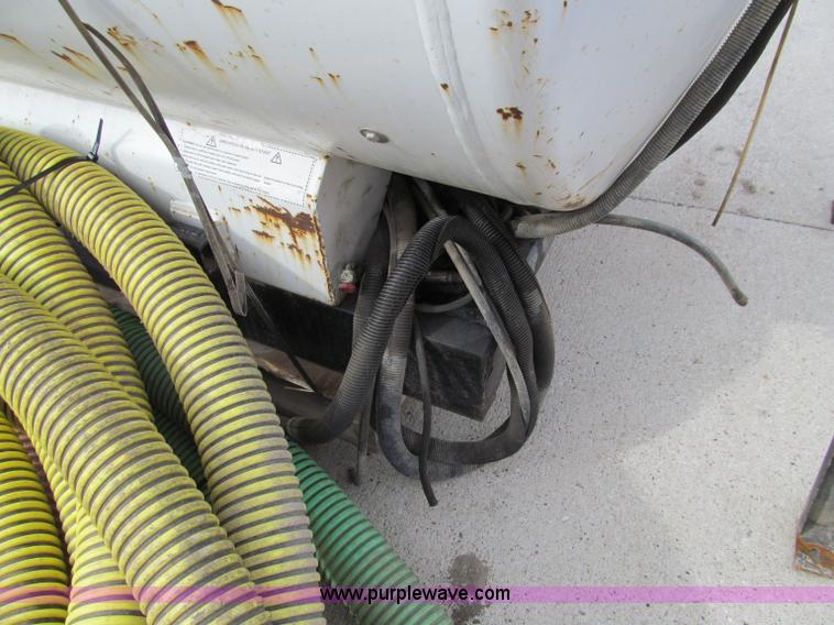 image for item A8474 2006 Vermeer / Vactron PMD-550 vacuum excavator