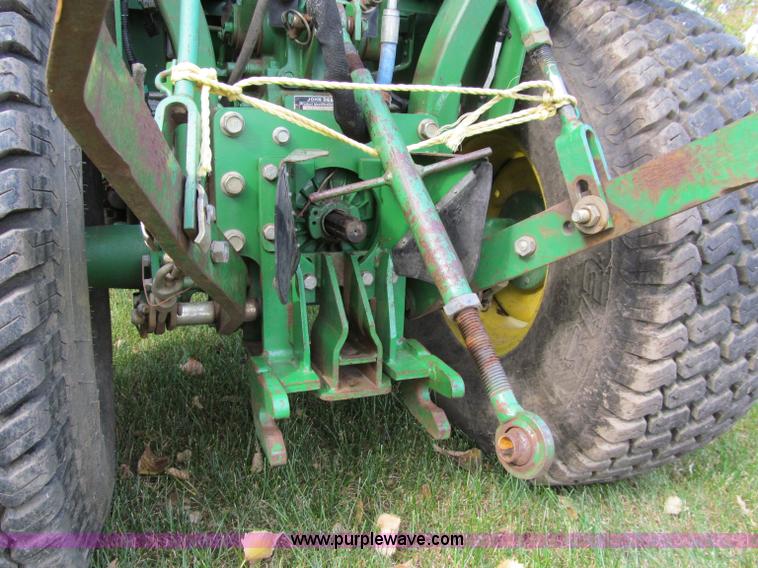 image for item A8476 John Deere 790 MFWD tractor