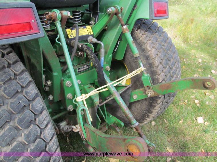 image for item A8476 John Deere 790 MFWD tractor