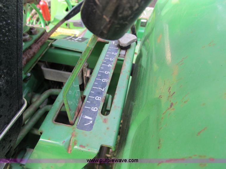 image for item A8476 John Deere 790 MFWD tractor