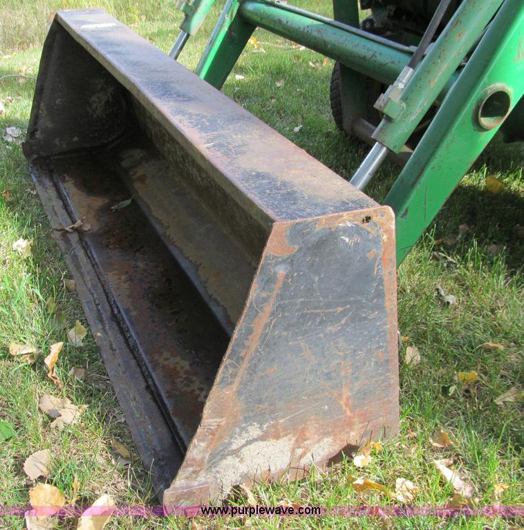 image for item A8476 John Deere 790 MFWD tractor