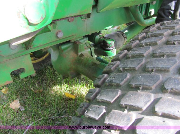 image for item A8476 John Deere 790 MFWD tractor