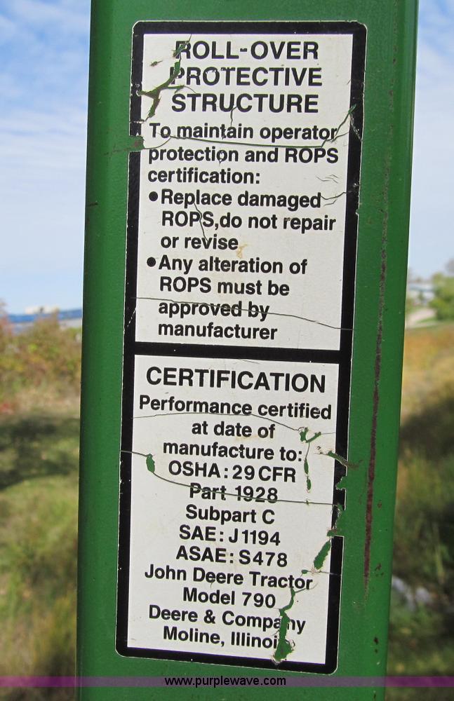 image for item A8476 John Deere 790 MFWD tractor