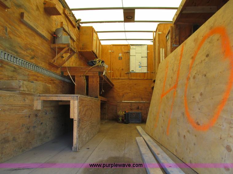 image for item A8477 2002 Ford E550 box truck