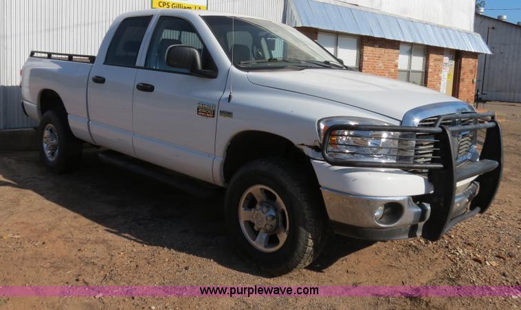 image for item B2480 2008 Dodge Ram 2500 Quad Cab pickup truck