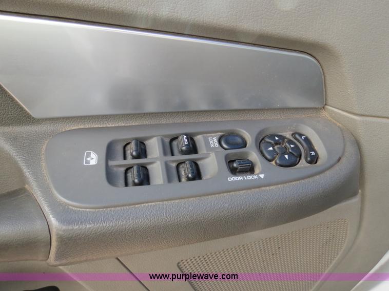 image for item B2480 2008 Dodge Ram 2500 Quad Cab pickup truck