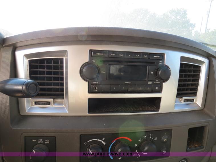 image for item B2480 2008 Dodge Ram 2500 Quad Cab pickup truck