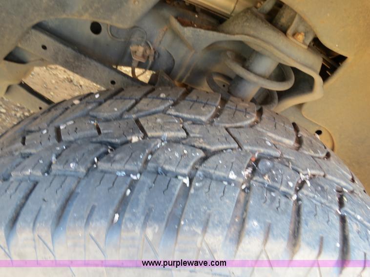 image for item B2480 2008 Dodge Ram 2500 Quad Cab pickup truck