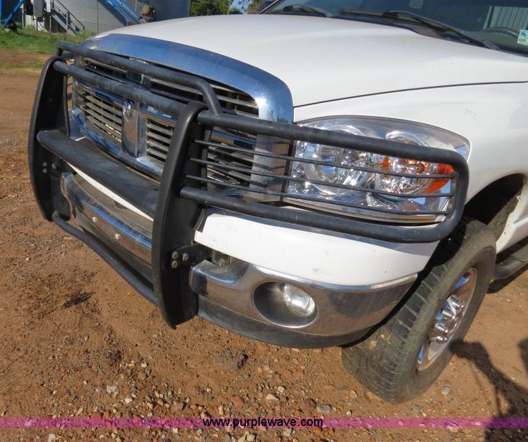 image for item B2480 2008 Dodge Ram 2500 Quad Cab pickup truck