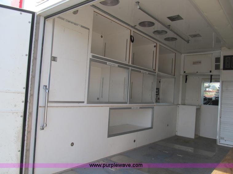 image for item B2884 1991 Ford E350 ambulance