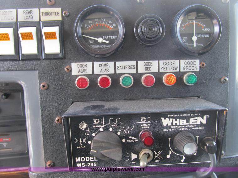 image for item B2884 1991 Ford E350 ambulance