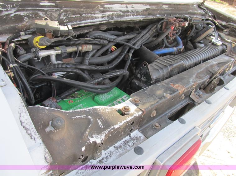 image for item B2884 1991 Ford E350 ambulance