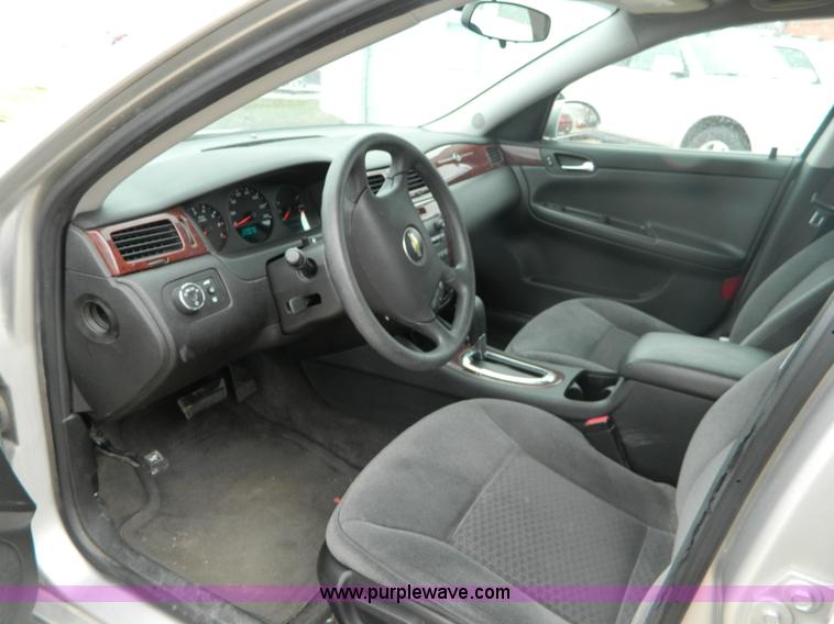 image for item B3923 2008 Chevrolet Impala LS