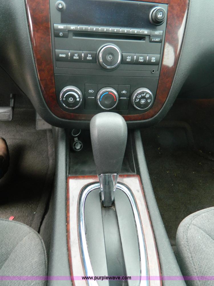 image for item B3923 2008 Chevrolet Impala LS