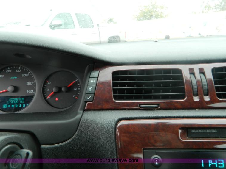 image for item B3923 2008 Chevrolet Impala LS