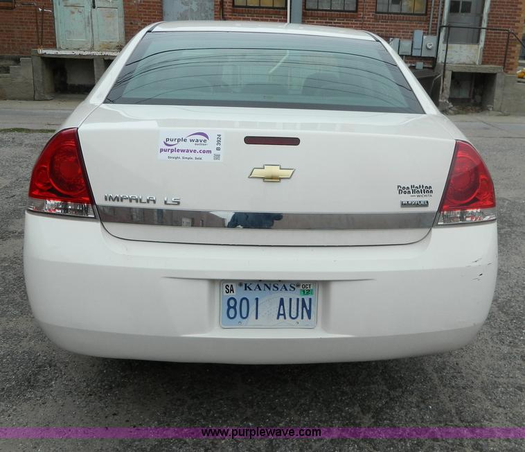 image for item B3924 2008 Chevrolet Impala LS