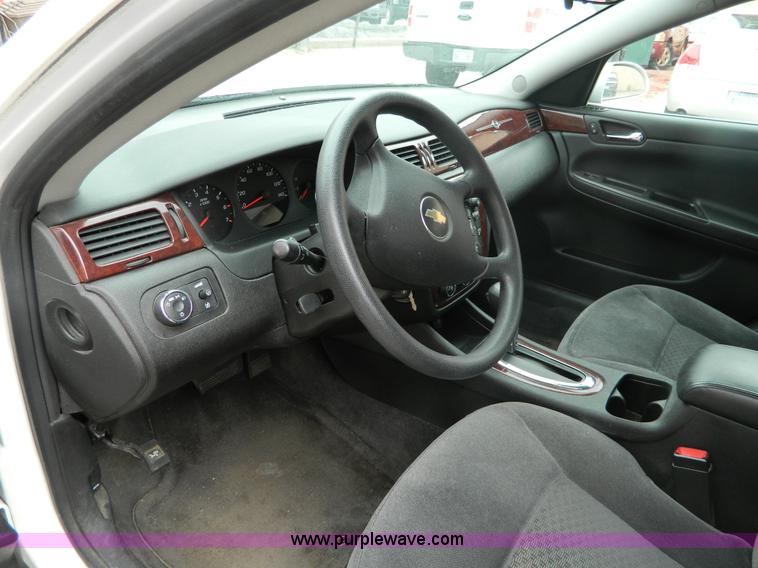 image for item B3924 2008 Chevrolet Impala LS