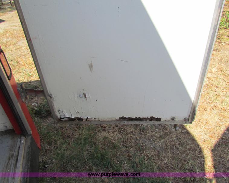 image for item B7498 1999 16' enclosed trailer