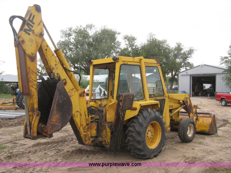 image for item B8173 Massey Fergusen 34A backhoe