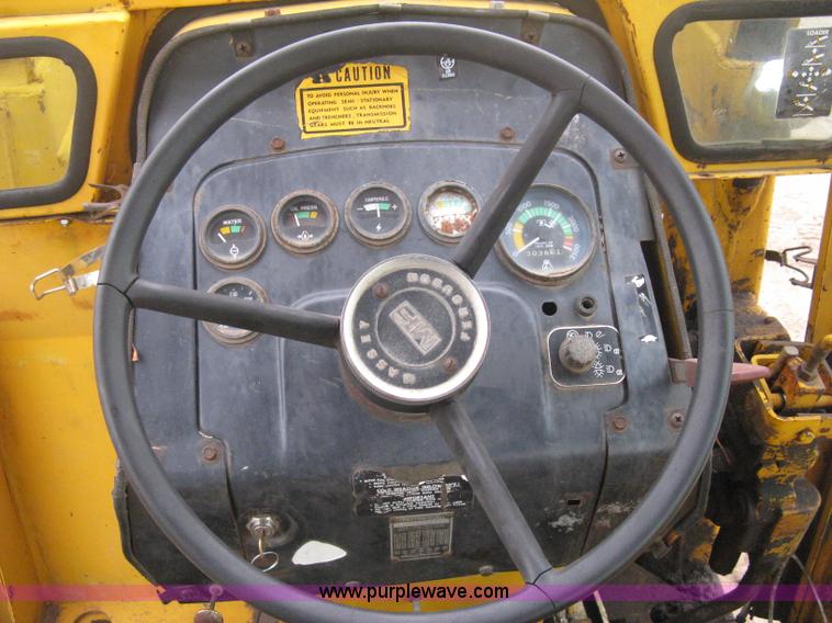 image for item B8173 Massey Fergusen 34A backhoe