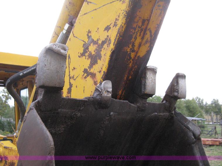 image for item B8173 Massey Fergusen 34A backhoe