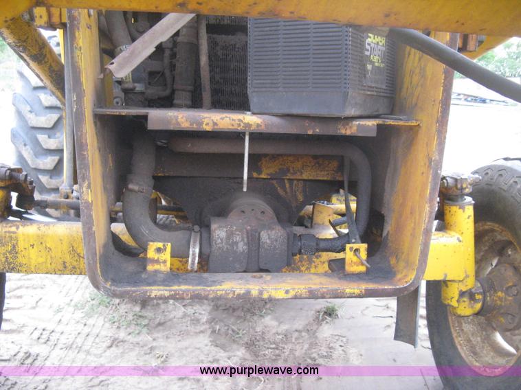 image for item B8173 Massey Fergusen 34A backhoe