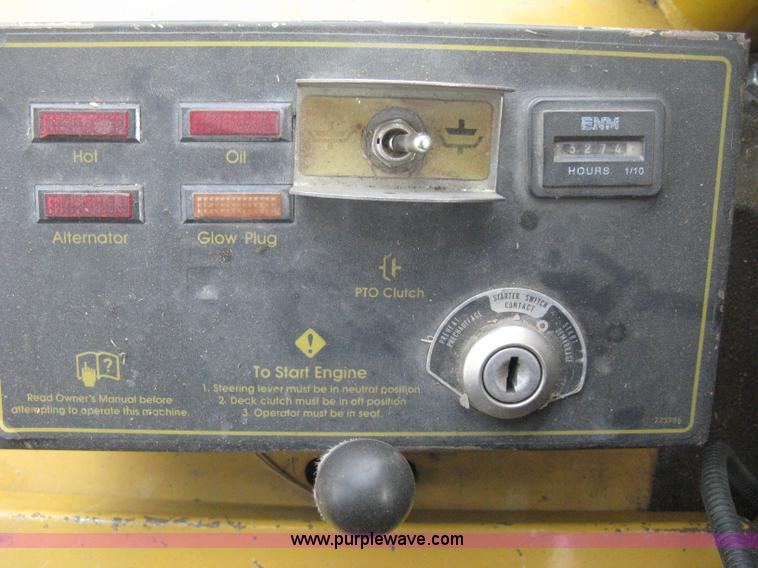 image for item B8202 1999 Hustler 3200 commercial ZTR lawn mower