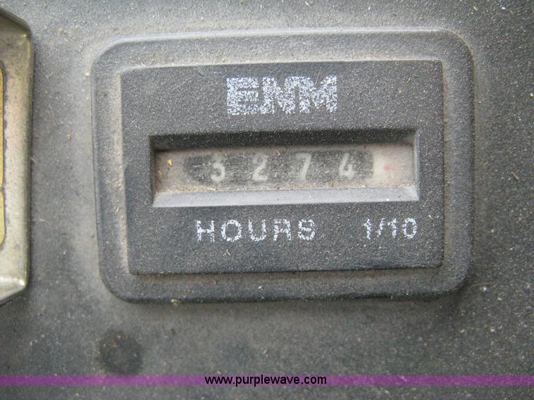 image for item B8202 1999 Hustler 3200 commercial ZTR lawn mower