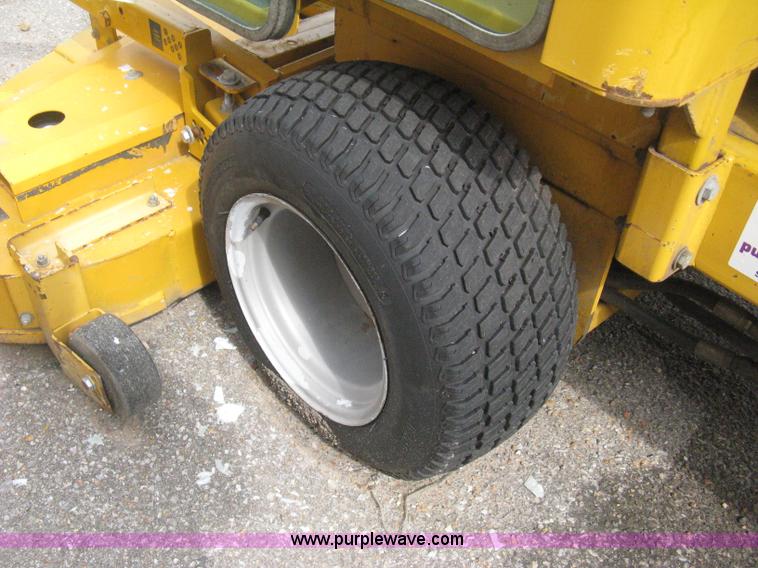 image for item B8202 1999 Hustler 3200 commercial ZTR lawn mower