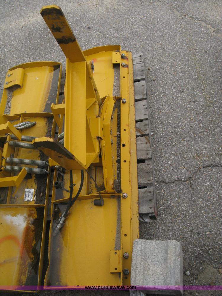 image for item B8206 2003 Hustler 3400 commercial ZTR lawn mower