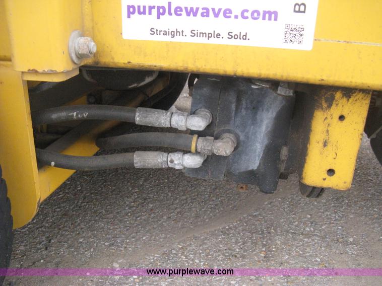 image for item B8207 1999 Hustler 3200 commercial ZTR lawn mower