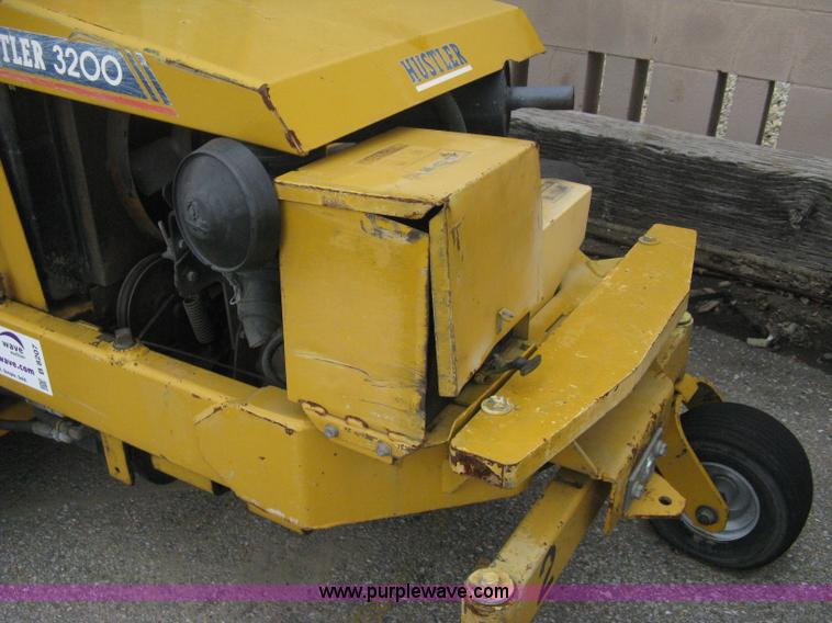 image for item B8207 1999 Hustler 3200 commercial ZTR lawn mower